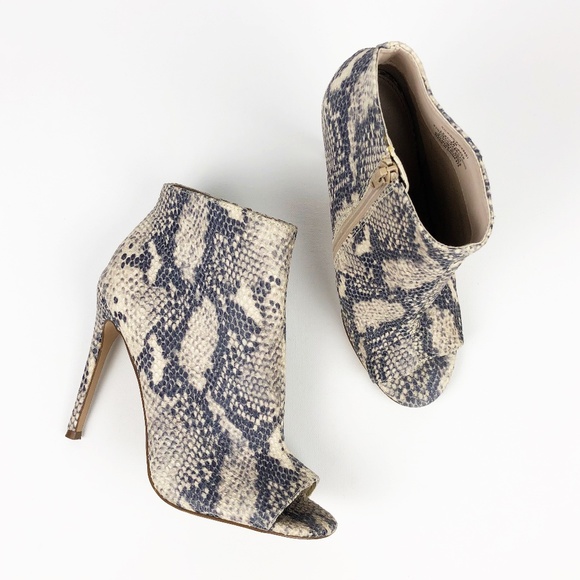 Steve Madden Shoes - Steve Madden Snake Print Kicking/Kick Ankle Bootie